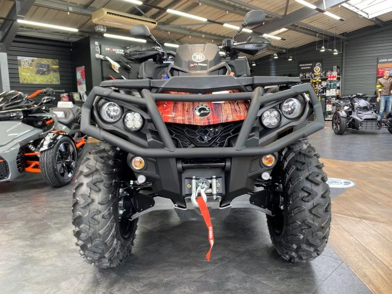 Can-Am Outlander personnalisé chez 3B Normandie, vue 6
