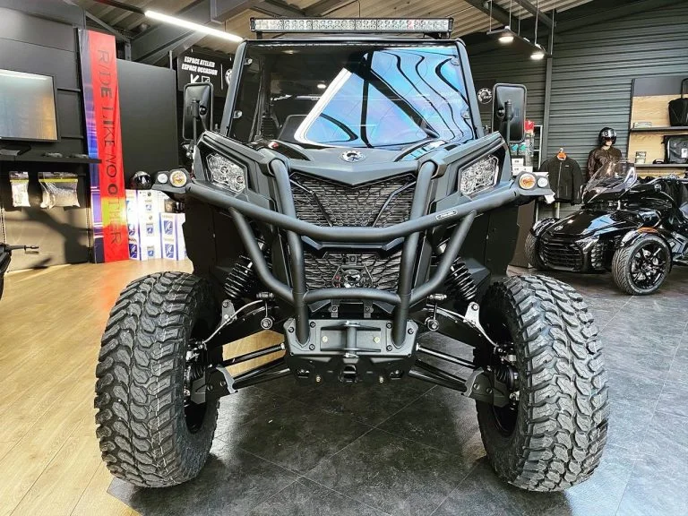 Can-Am Maverick personnalisé chez 3B Normandie, vue 7