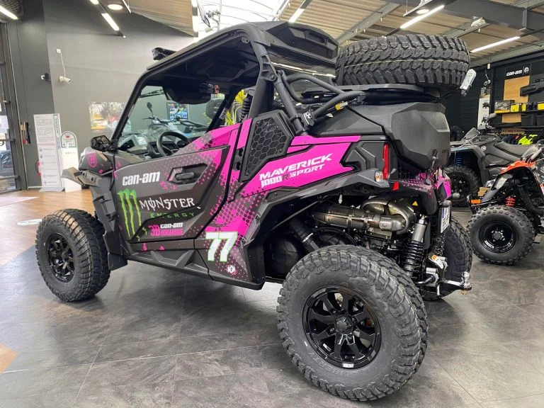 Can-Am Maverick personnalisé chez 3B Normandie, vue 1
