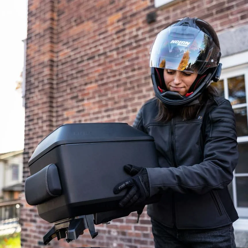 REMBOURRAGE DE DOSSIER POUR TOP CASE LINQ (36l)